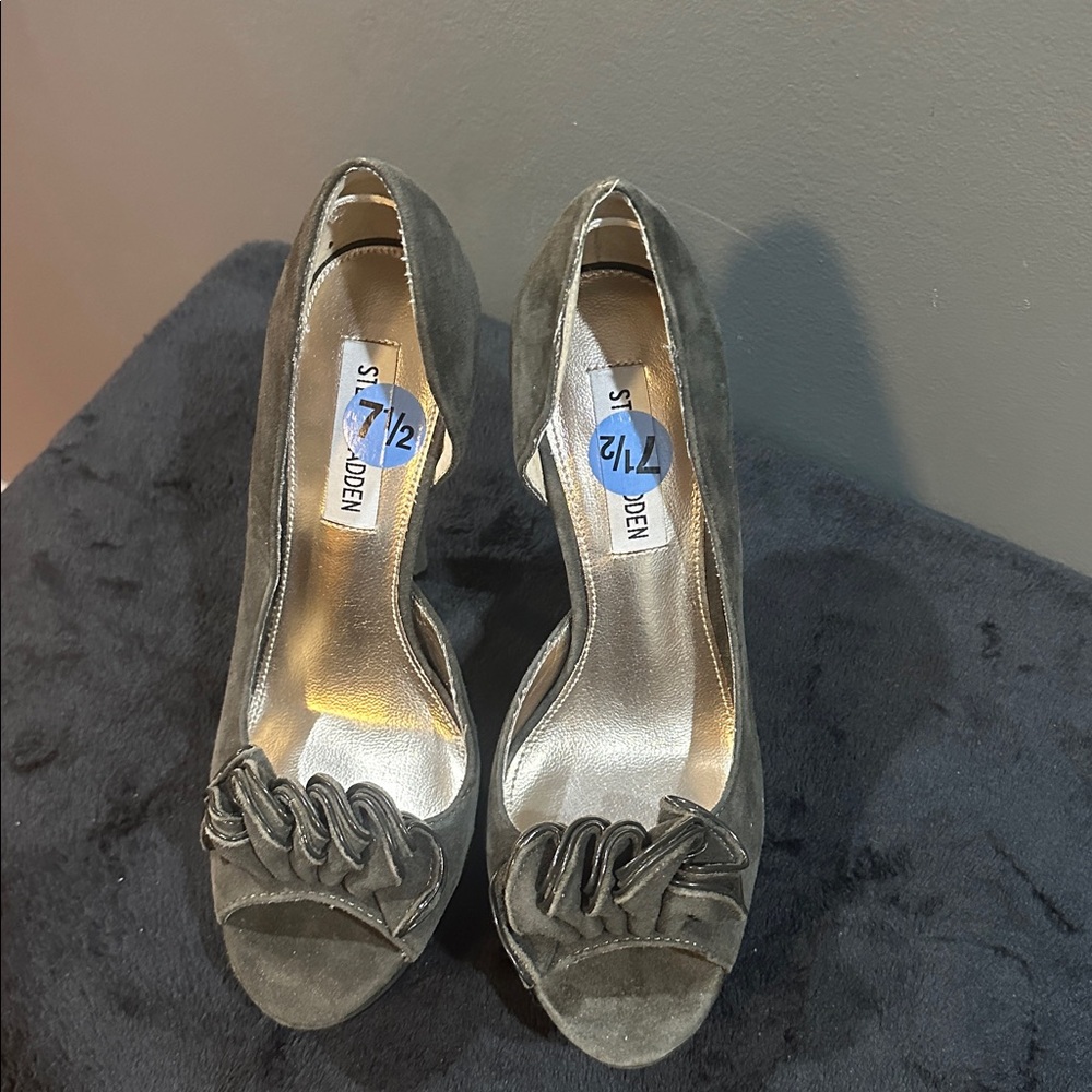 Steve Madden Gray Platform Heels